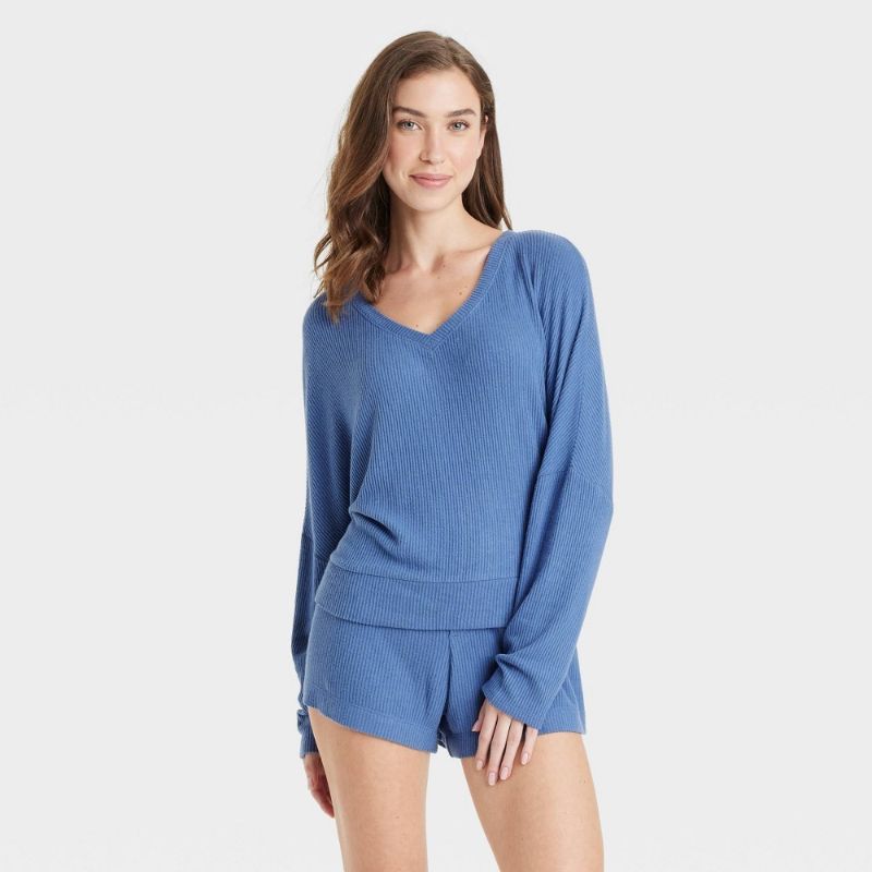 Photo 1 of (L) Women's Cozy Ribbed Pullover - Auden™ Blue L: Relaxed Fit, V Neck, Dolman Long Sleeve, Midweight, Machine Washable