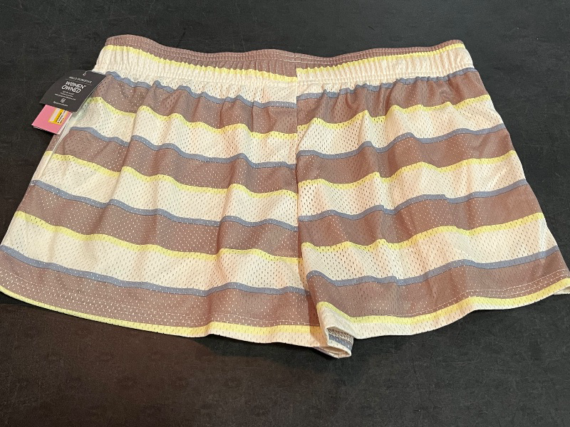 Photo 1 of (L) Women's Striped Mesh Graphic Shorts - L
