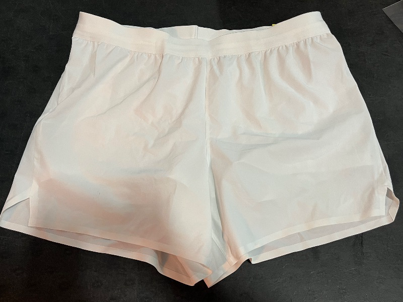 Photo 1 of (XL) Men's 5" Active Light Lined Run Shorts - All in Motion™ White XL