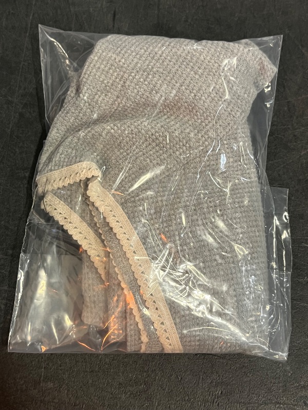 Photo 1 of (M) Girls' Short Sleeve Waffle Knit T-Shirt - Art Class™ Heather Gray M: Recycled Polyester, V Neck, Pullover