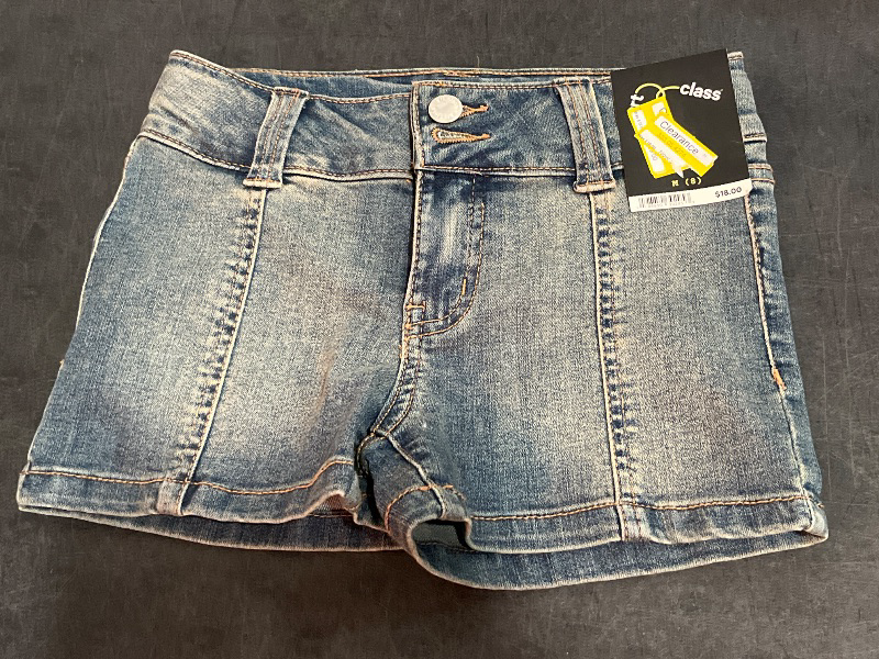 Photo 1 of (M) Girls' Mid-Rise Paneled Denim Shorts - Art Class™ Medium Wash M: Adjustable Waistband, Midweight Fabric