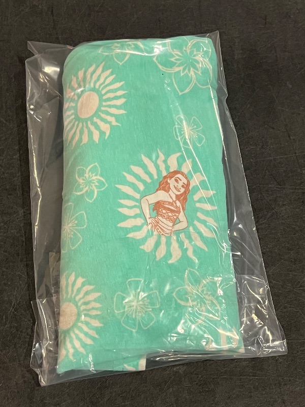 Photo 1 of (XL) Girls' Moana Bike Shorts - Green XL