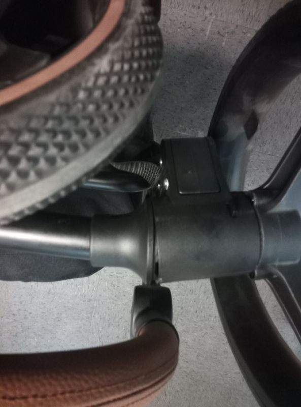 Photo 1 of Evenflo Shyft Intuiti+ Stroller with Green & Gentle Fabric (Travertine)