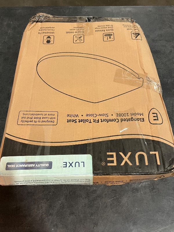 Photo 1 of LUXE TS1008E Elongated Comfort Fit Toilet Seat with Slow Close, Quick Release Hinges, and Non-Slip Bumpers (White)