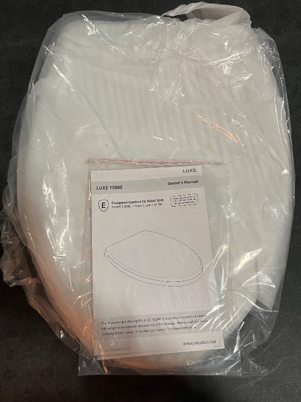 Photo 1 of LUXE TS1008E Elongated Comfort Fit Toilet Seat with Slow Close, Quick Release Hinges, and Non-Slip Bumpers (White)