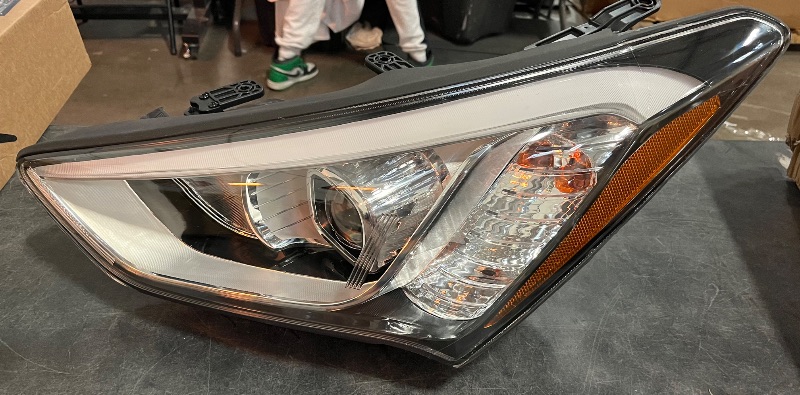 Photo 1 of Halogen Headlight Assembly Fit for Hyundai Santa Fe 2013 2014 2015 2016, Not Fits Sport Models, Driver Side (Left)
