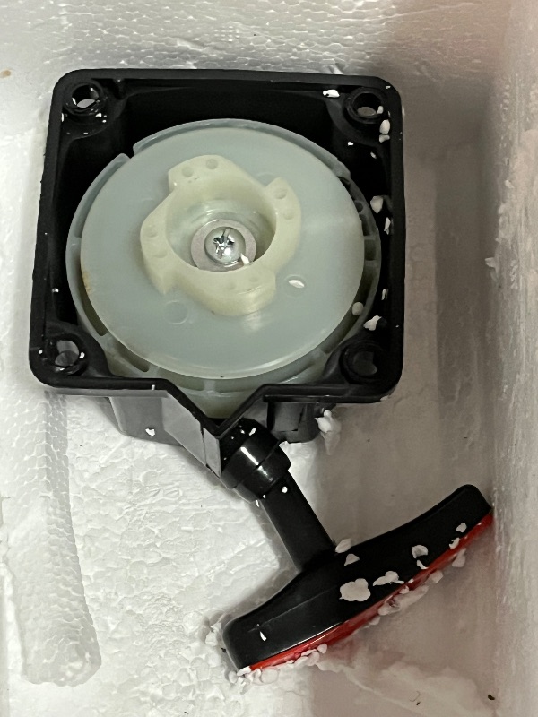 Photo 1 of HANGKAI Outboard Motor, 3.6 HP 2-Stroke 55CC Heavy Duty Fishing Boat Engine, Water Cooling & CDI Manual Start Boat Engine for Fishing Aquaculture Outdoor Adventure Boat