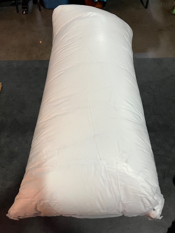 Photo 1 of DolceLuna Pillows King Size Set of 2, Bed Pillow 2 Pack for Side & Back Sleepers, Hotel Quality Down Alternative Gusseted King Pillow for Sleeping, Soft and Supportive, White