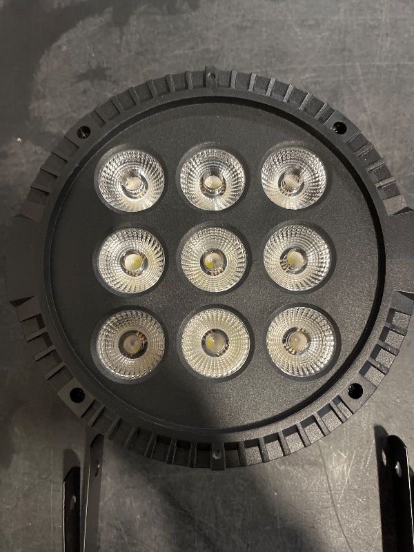 Photo 1 of Mi Ni Par ZQ01424 PAR LIGHT RGBW 4-in-1 LEDs