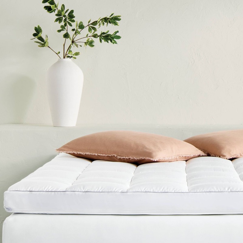 Photo 1 of Queen Premium Cooling 4" Dual Layer Memory Foam Mattress Topper - Casaluna™