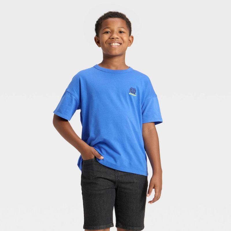 View 1 of (M) Boys' Short Sleeve Relaxed Fit T-Shirt - Cat & Jack™ Heather Blue M