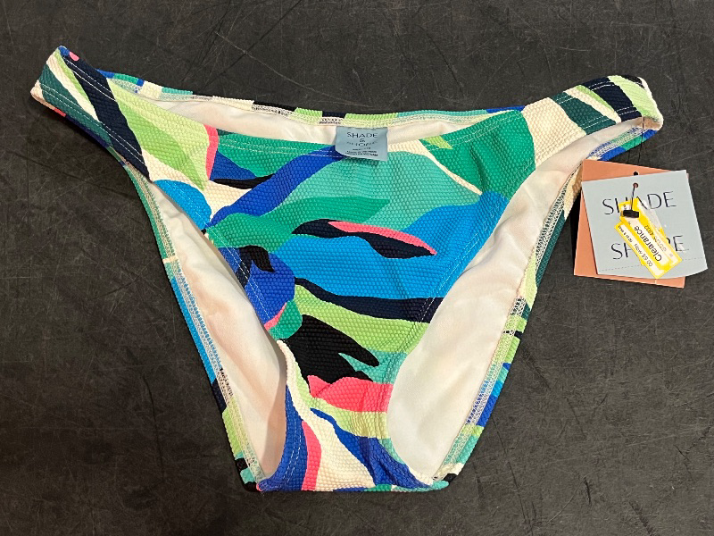 Photo 1 of (M) Women's Tropical Pique Mid-Rise Medium Coverage Bikini Bottom - Shade & Shore™ Multi M
