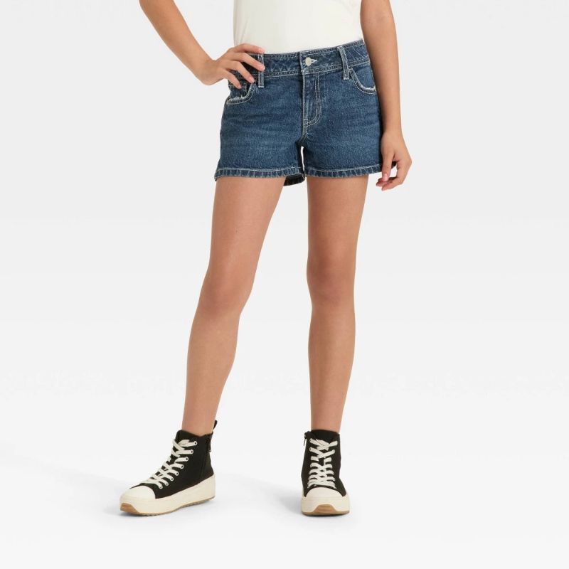Photo 1 of (L) Girls' Mid-Rise Shortie Denim Shorts - Art Class™ Medium Wash L