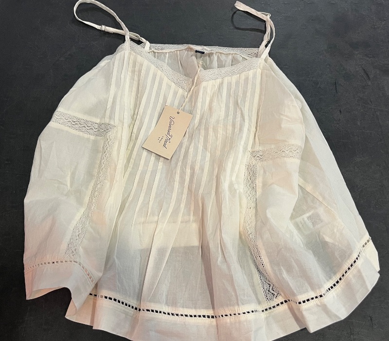 Photo 1 of (L) Women's Lace Cami - Universal Thread™ Cream L
