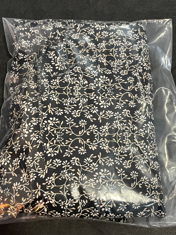 Photo 1 of (XL) Women's Puff Short Sleeve Blouse - Universal Thread™ Black/White Floral XL: Cotton, Scoopneck, Button Down
