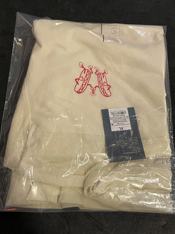 Photo 1 of (XL) Women's Short Sleeve Graphic T-Shirt - Universal Thread™ Cream Letters XL
