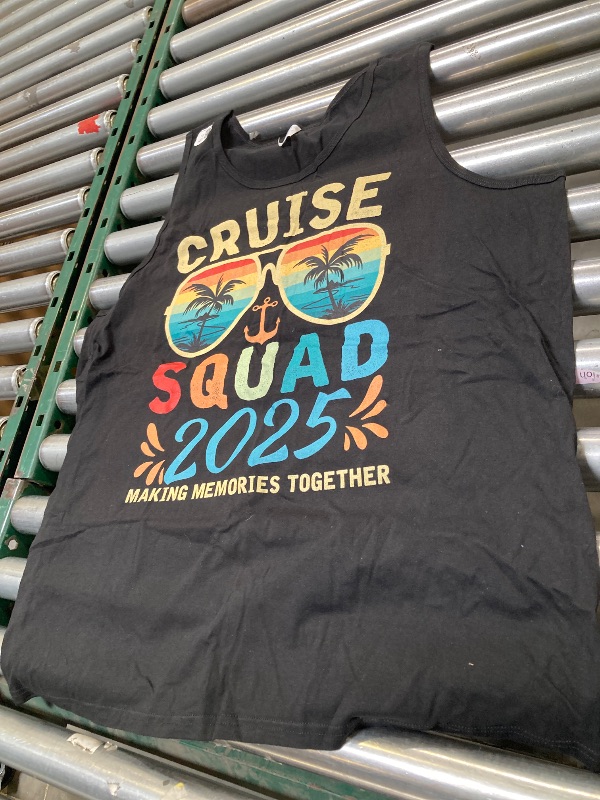 Photo 1 of Men's Printed Tank Size xl 