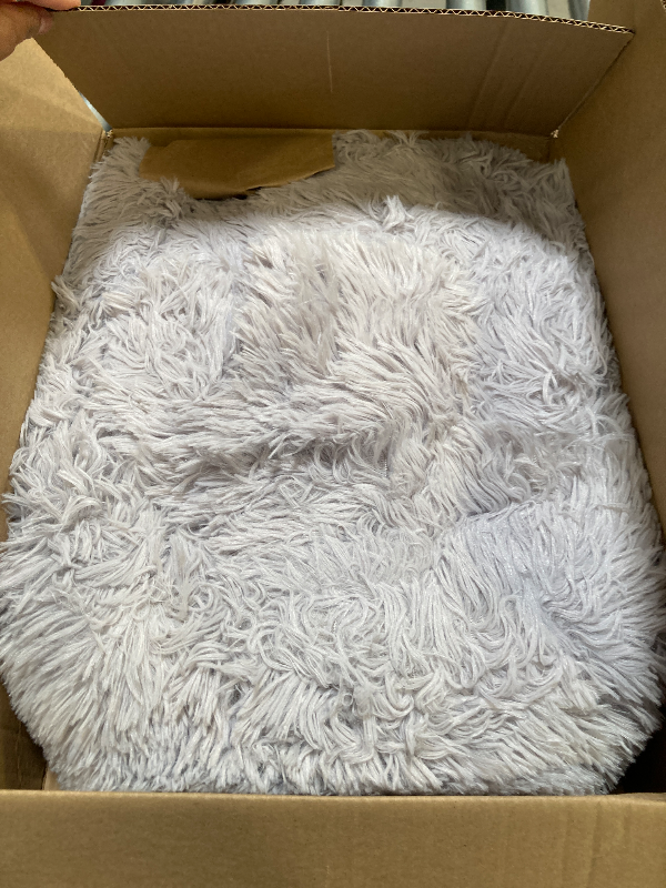 Photo 1 of Hoewina Dog & Cat Bed for Indoor Cats, 20in Calming Donut Bed for Puppy and Kitten, Washable Round Fluffy Pet Bed for Small Medium Dogs and Cats (Light Grey)
