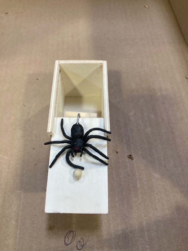 Photo 1 of 
Trick Spider Funny Scare Box Wooden Hidden Quality Prank Fun Game Toy Kids Gift