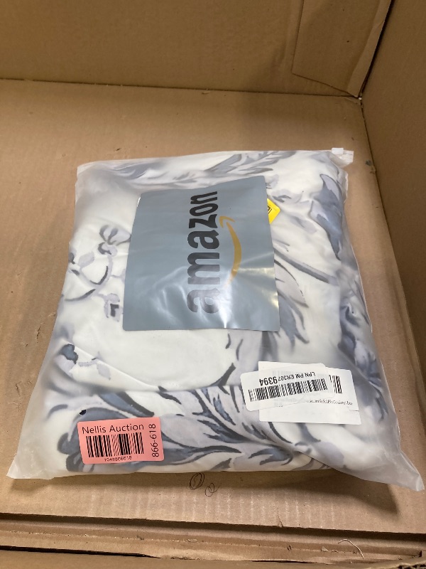 Photo 1 of BedTreat Floral Duvet Cover Set Twin Size,2pcs Reversible Pattern-Solid Design Bedding Set,1 Duvet Cover with Zipper Closure & 8 Ties and 1 Pillow Sham,Soft(No Comforter)-Lisse,Blue Mirage