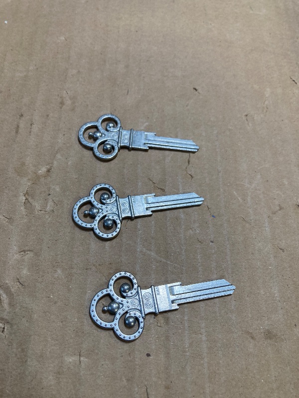 Photo 1 of Lucky Line FORGED Key Shapes, SKELETON KEY - House Key Blank, KW1/11, 1 key (B303K) ( 3 PACK ) 