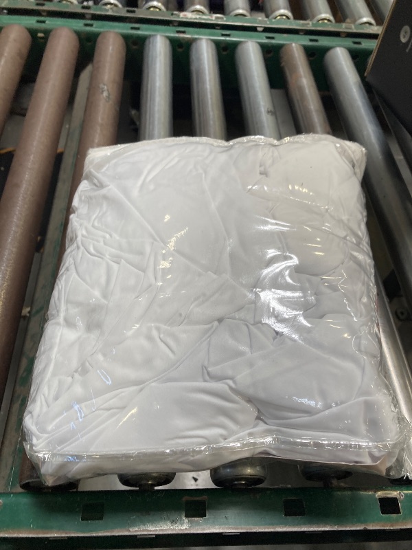 Photo 1 of Queen Waterproof Zippered Mattress Encasement, Breathable, Noiseless, Machine-Washable Zipped Mattress Cover, Fitting 7" - 15" Deep Mattress