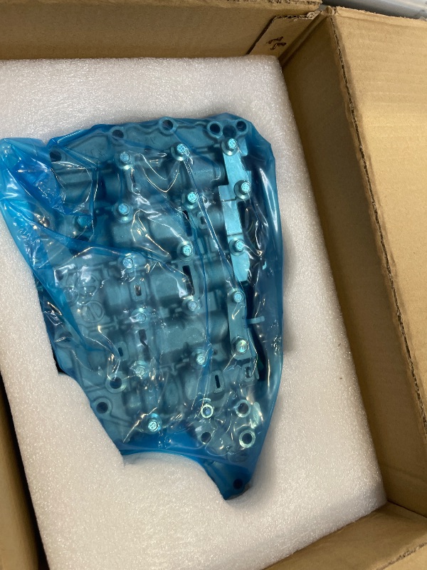 Photo 1 of JF011E CVT Automatic Transmission Valve Body Compatible with Niss-an Altim-a Sentr-a Versa X-Trail