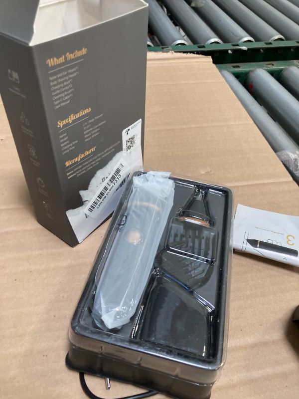 Photo 1 of 2 in 1 Body Trimmer 