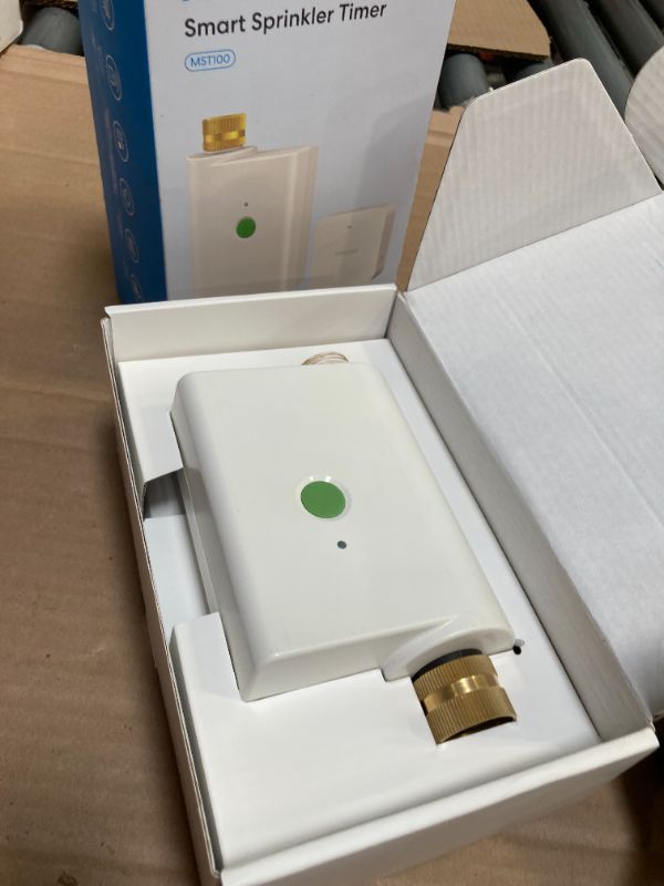 Photo 1 of meross WiFi Water Timer for Garden Hose, Smart Hose Timer with Brass Inlet & Outet, WiFi Sprinkler Valve Work with Apple Homekit, Alexa & Google Assistant, Smart Rain Skip for Lawn, Garden & Yard