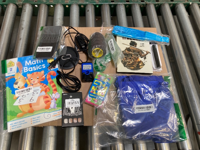 Photo 1 of BAG LOT- 12 PCS MISC ITEMS