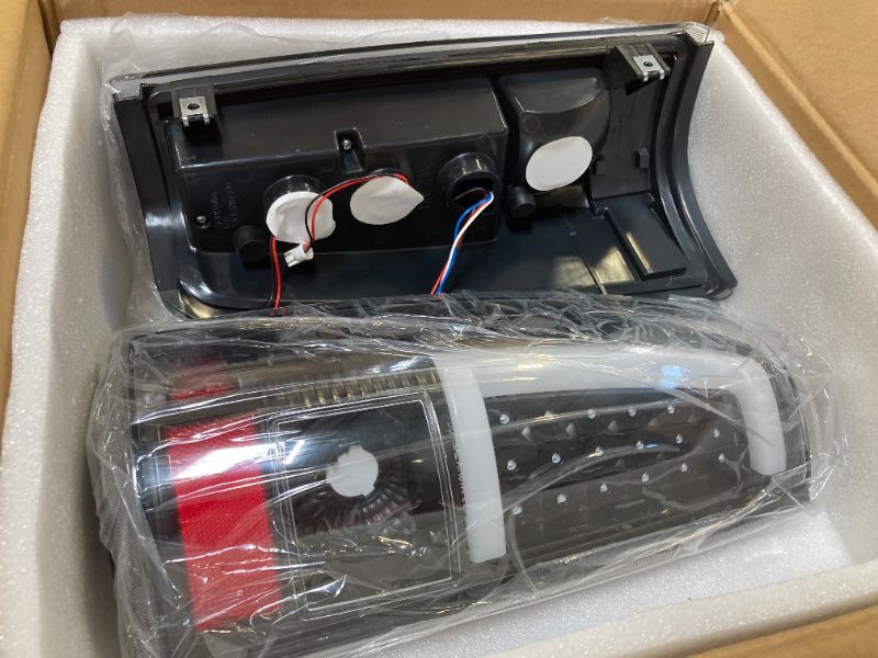 Photo 1 of Tail Lights Compatible with 2003-2006 Chevy Silverado 1500 2500 3500 2007 Classic, C-Type LED Tube Clear Lens Rear Brake Lamps OE Replace GM2800174, GM2801174
