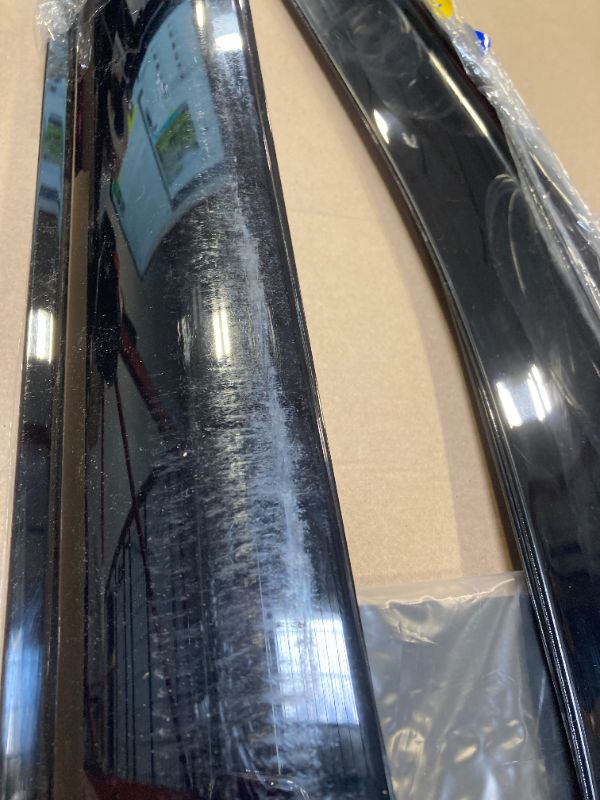 Photo 1 of Air Deflectors, Side Windows, Ventvisorandreg - 