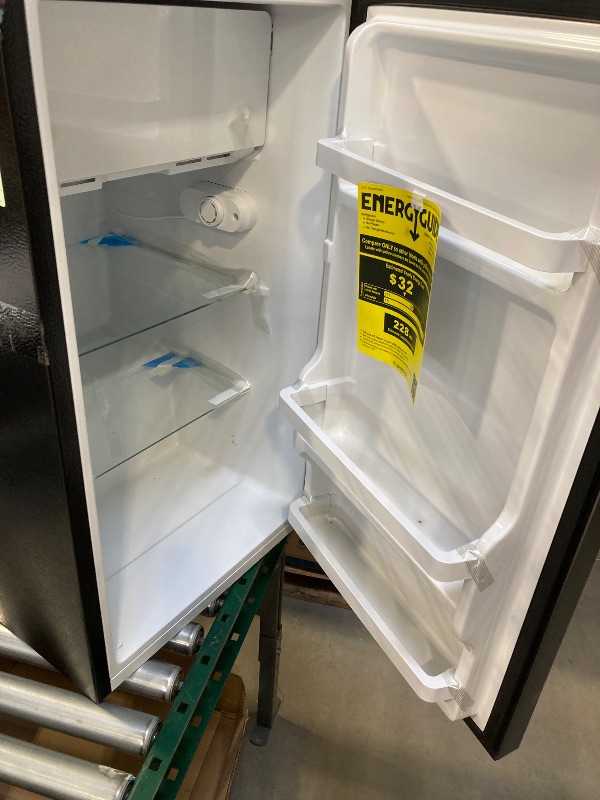 Photo 1 of Smalls dent--USed---Hisense 4.4 Cu ft Single Door Mini Refrigerator, 1 Year Warranty, Energy Sta