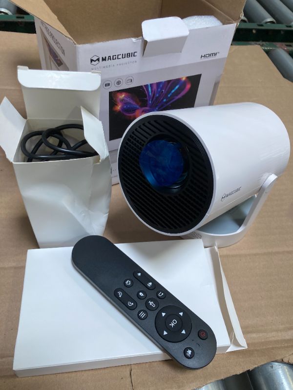 Photo 1 of ?Electric Focus?Magcubic Mini Projector 4K Support, Portable Projector with WiFi 6 and Bluetooth 5.4, Smart Proyector, 5W Soundbase Speaker, 180° Rotation for Home Theater HY300 Ultra