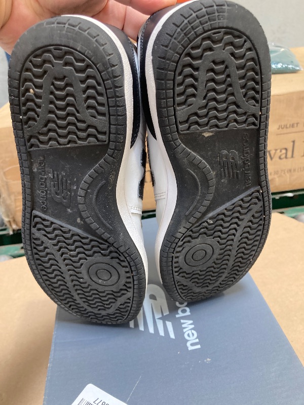 Photo 1 of New Balance unisex-child Bb80 V1 Lace-up- SIZE 5.5
