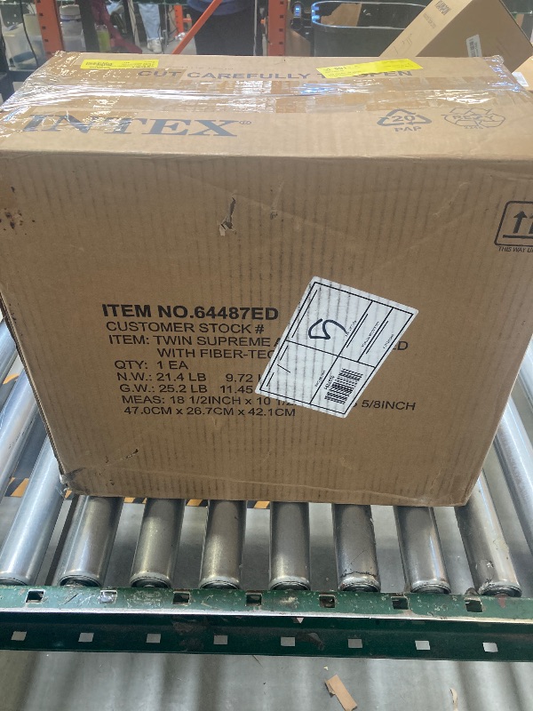 Photo 1 of Intex 64487ED Supreme Air Flow Fiber Tech Air Mattress with Built in Pump, Twin - White
