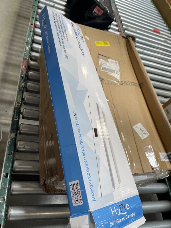 Photo 1 of H2Pro 24" Glass Canopy for 15/20/ 55-Gallon Aqueon All Glass Marineland Perfecto Aquarium Fish Tank (23.07 x 11.69 x 0.16in)