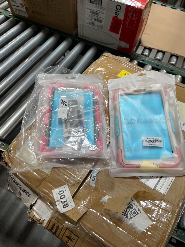 Photo 1 of 2 tablet cases