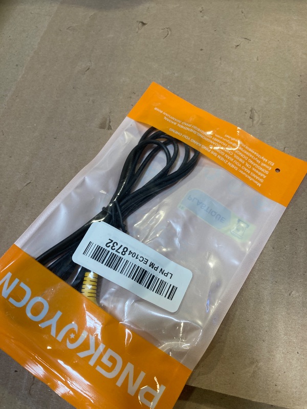 Photo 1 of PNGKNYOCN 3.5 mm to RCA Video Cable 1/8 inch Male Plug to RCA Male Audio Adapter Cable for Car DVR,Carcorder,Surveillance Camera Equipment?1.5M?