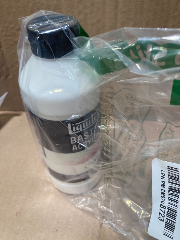 Photo 1 of Liquitex BASICS Gesso Surface Prep Medium, 473ml (16-oz) Bottle, White