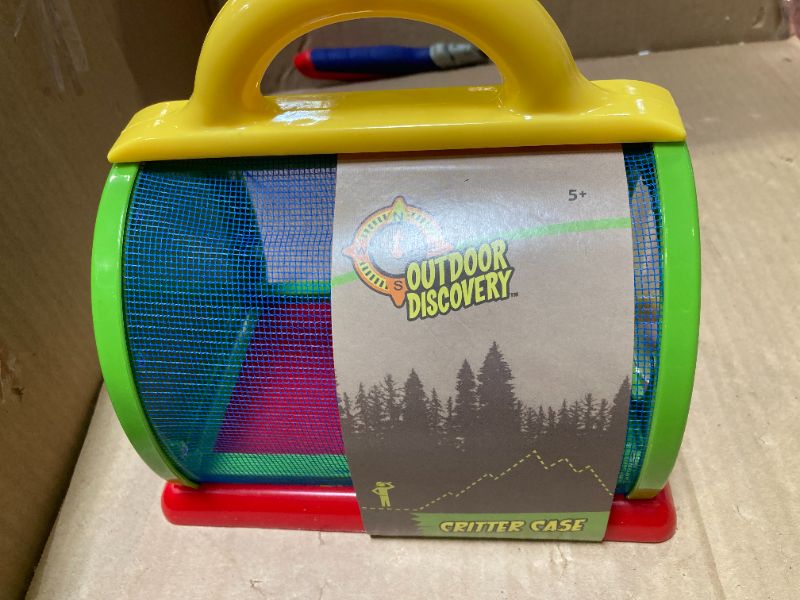 Photo 1 of Toysmith: Outdoor Discovery Critter Case by Toysmith - Backyard Nature Exploration To Catch & Release Bugs & Insects to Study Up Close