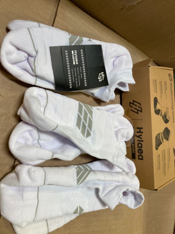 Photo 1 of Hylaea No Show Running Athletic Anti-Blister Wicking Coolmax Socks, Seamless Anti-odor (Medium, 3 Pairs White Style 2)