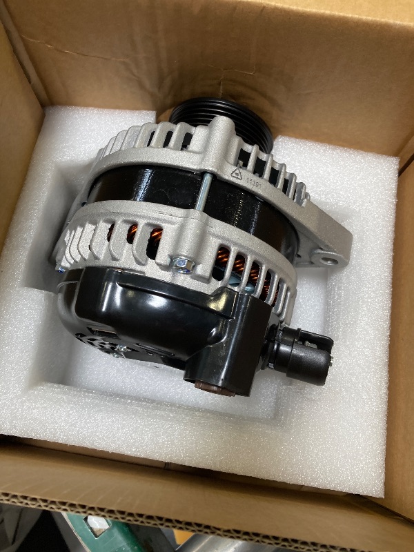 Photo 1 of Autodevil 11391 Automotive Alternator 130Amp 12V Fits for RL TL MDX ZDX Pilot Ridgeline Odyssey 3.5L 3.7L Replace OE 290-5222B, AND0484, 400-52269R, 400-52523
