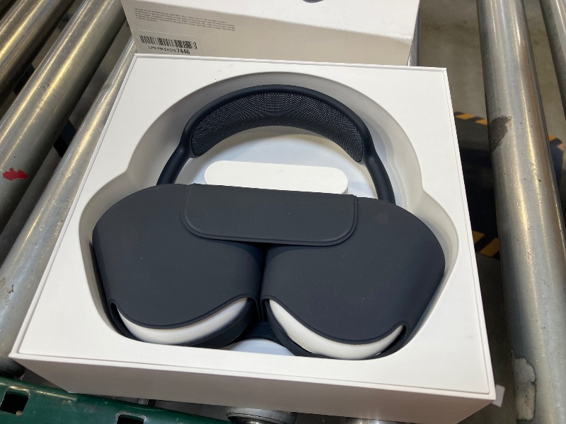 Photo 1 of Apple AirPods Max Wireless Over-Ear Headphones, Pro-Level Active Noise Cancellation, Transparency Mode, Personalized Spatial Audio, USB-C Charging, Bluetooth Headphones for iPhone - Midnight