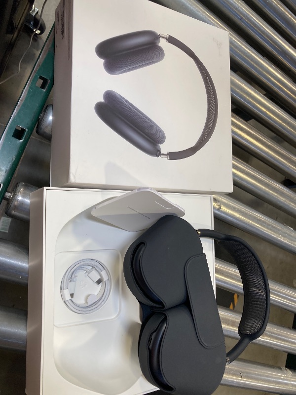 Photo 1 of Apple AirPods Max Wireless Over-Ear Headphones, Pro-Level Active Noise Cancellation, Transparency Mode, Personalized Spatial Audio, USB-C Charging, Bluetooth Headphones for iPhone - Midnight