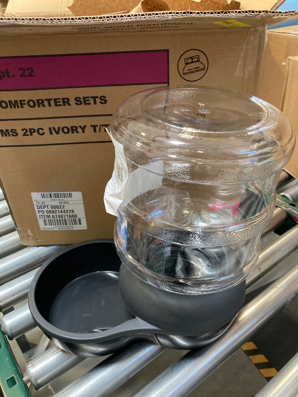 Photo 1 of Petmate Aspen Pet Lebistro Gravity Waterer, 2.5 Gallon, Made in USA