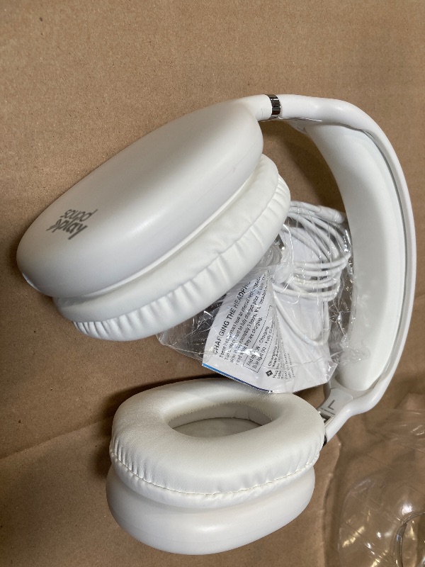 Photo 1 of SoundPlay Foldable Wireless Headphones Bluetooth Over-Ear Headset with Built-in Mic White
