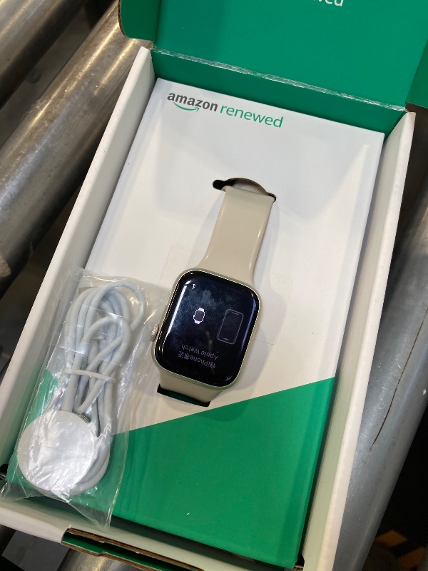 Photo 1 of Apple Watch Series 8 (GPS + Cellular, 45MM) - Starlight Aluminum Case with M/L Starlight Sport Band (Renewed Premium)