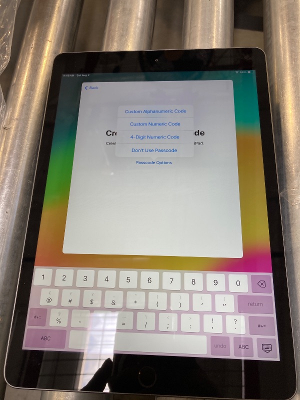 Photo 1 of Apple iPad 2020 (10.2-inch, Wi-Fi, 32GB) - Space Gray (Renewed)