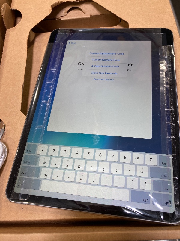 Photo 1 of Apple 2021 iPad Pro 3rd Gen. (11-inch, Wi-Fi, 128GB) - Space Gray (Renewed)